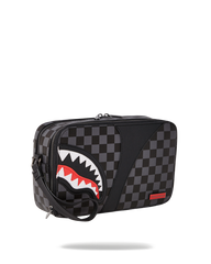 HENNY AIIR TO THE THRONE TOILETRY BAG