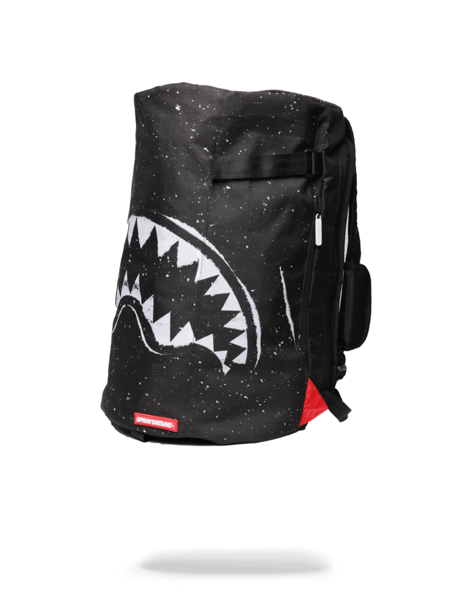 PARTY SHARK DUFFPACK