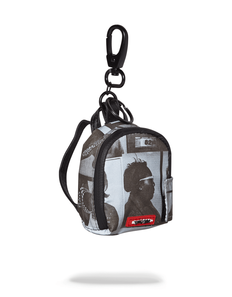LAQUAN SMITH SCAMMER 3M KEYCHAIN (SMELL PROOF)