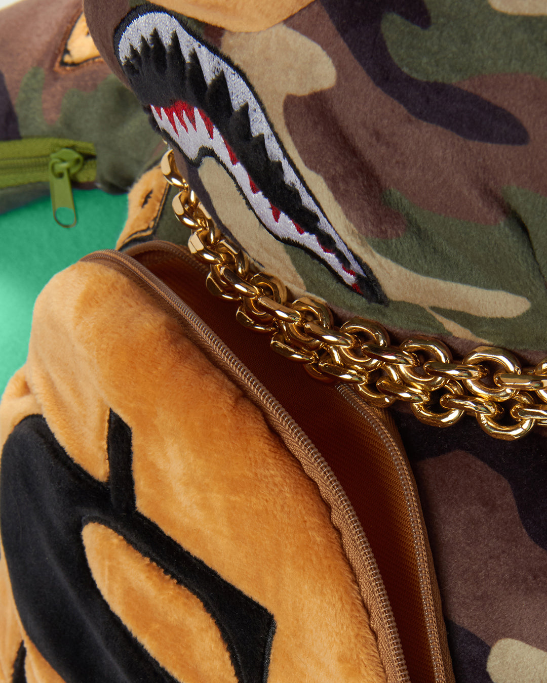 MONEYBEAR TEDDY BEAR BACKPACK