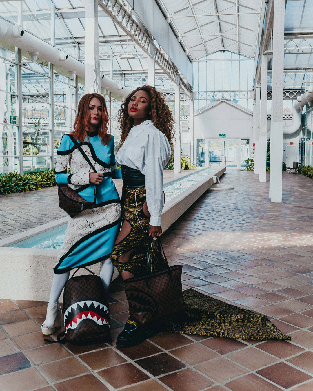 SHARKS AND SKULLS BACKPACK (DLXV)