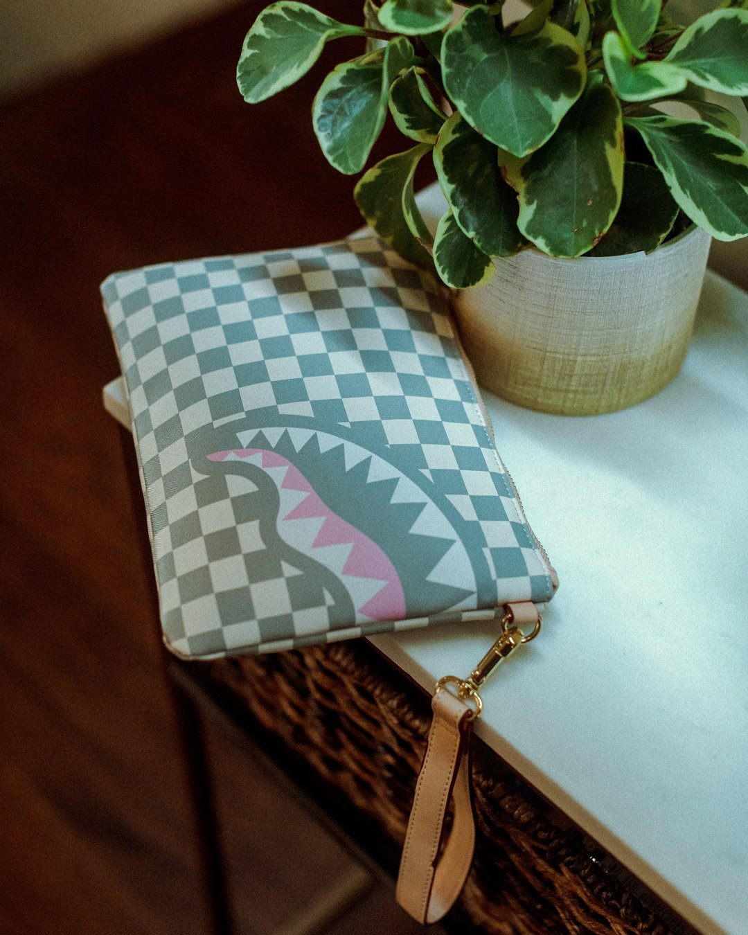 ROSE ALL DAY LA PALAIS CROSSOVER CLUTCH