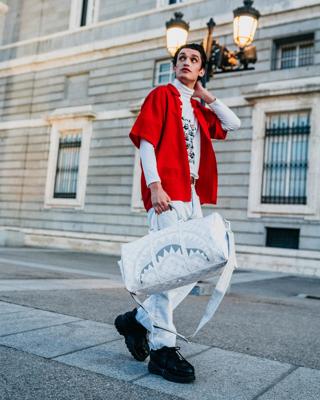 MONEY PATTERN POWDER EMPEROR DUFFLE