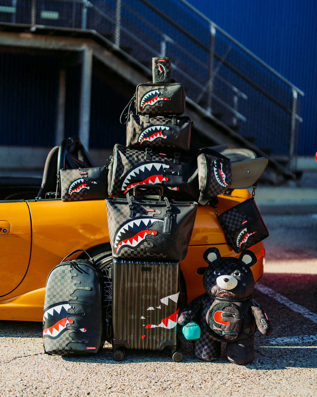SPEED SHARK SIDE SWIPE CROSSOVER CLUTCH