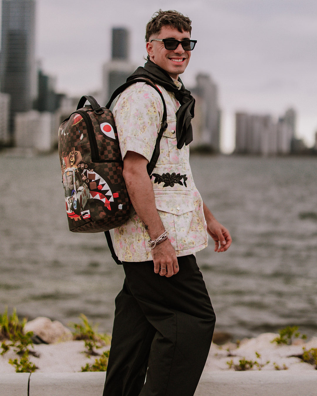 MADAGASCAR ROLLIN THRU DLXSV BACKPACK