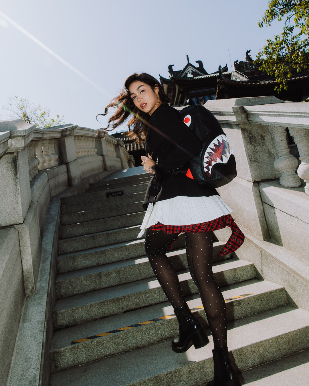 BIG BITE LUCID CLEAR SHARK BITE BACKPACK