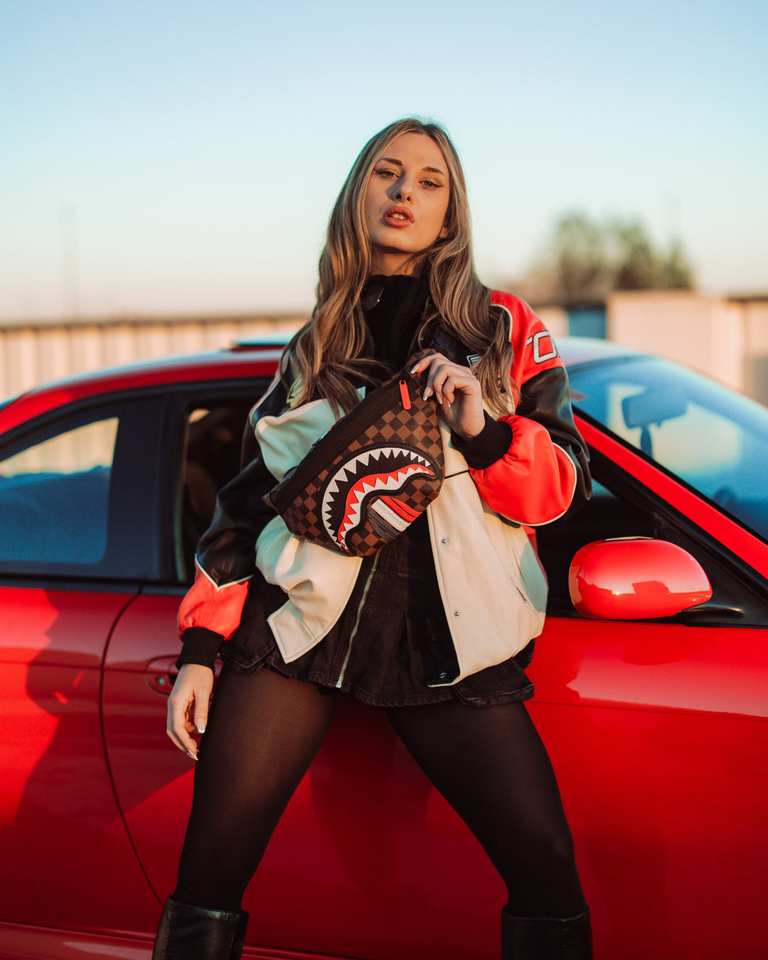 SHARKS IN PARIS GT SAVVY CROSSBODY