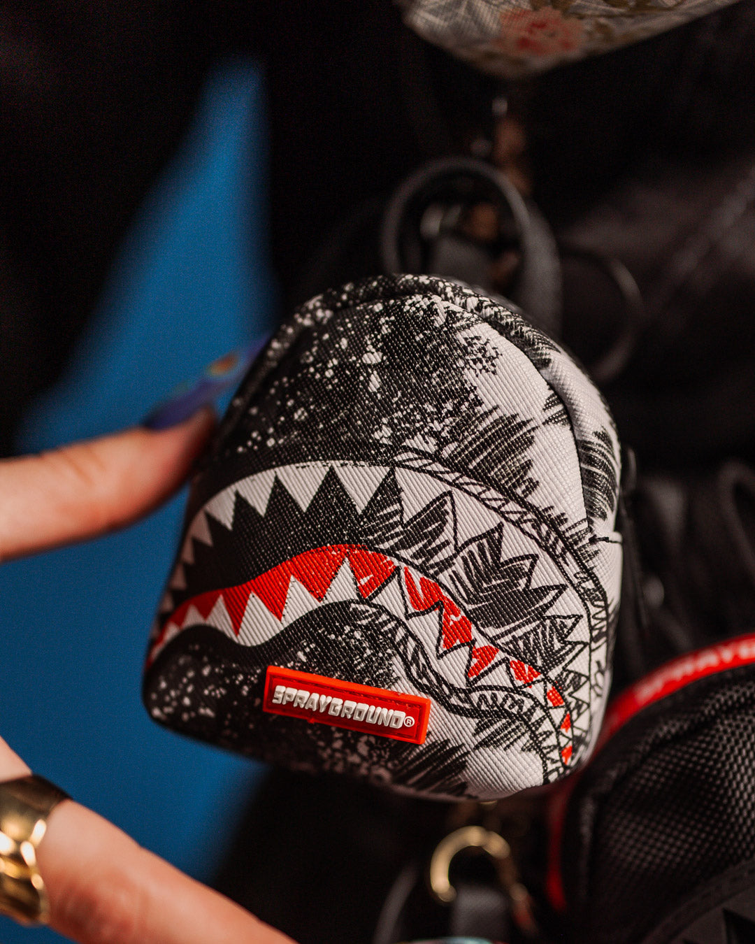 SCRIBBLE DRIBBLE CHECK BACKPACK KEYCHAIN