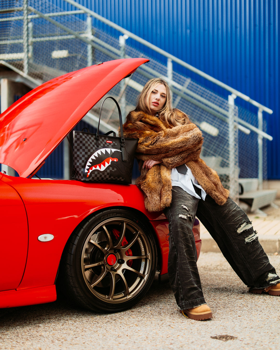 SPEED SHARK SIDE SWIPE TOTE