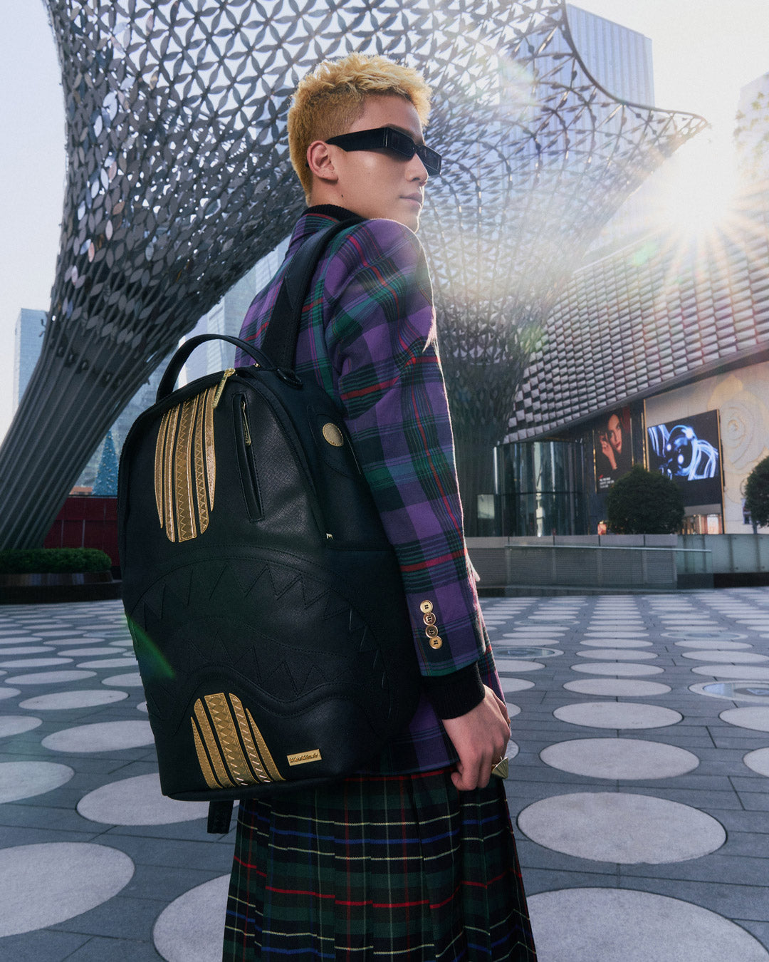 GOLD AND BLACK RACING STRIPES BACKPACK